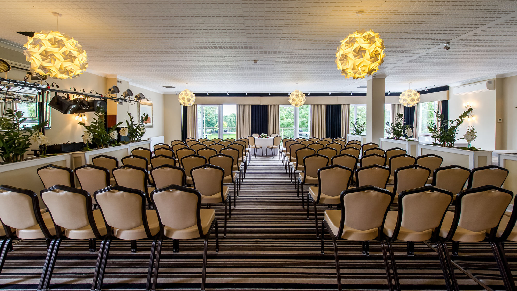 The Park Hotel Барнстъпъл Екстериор снимка
