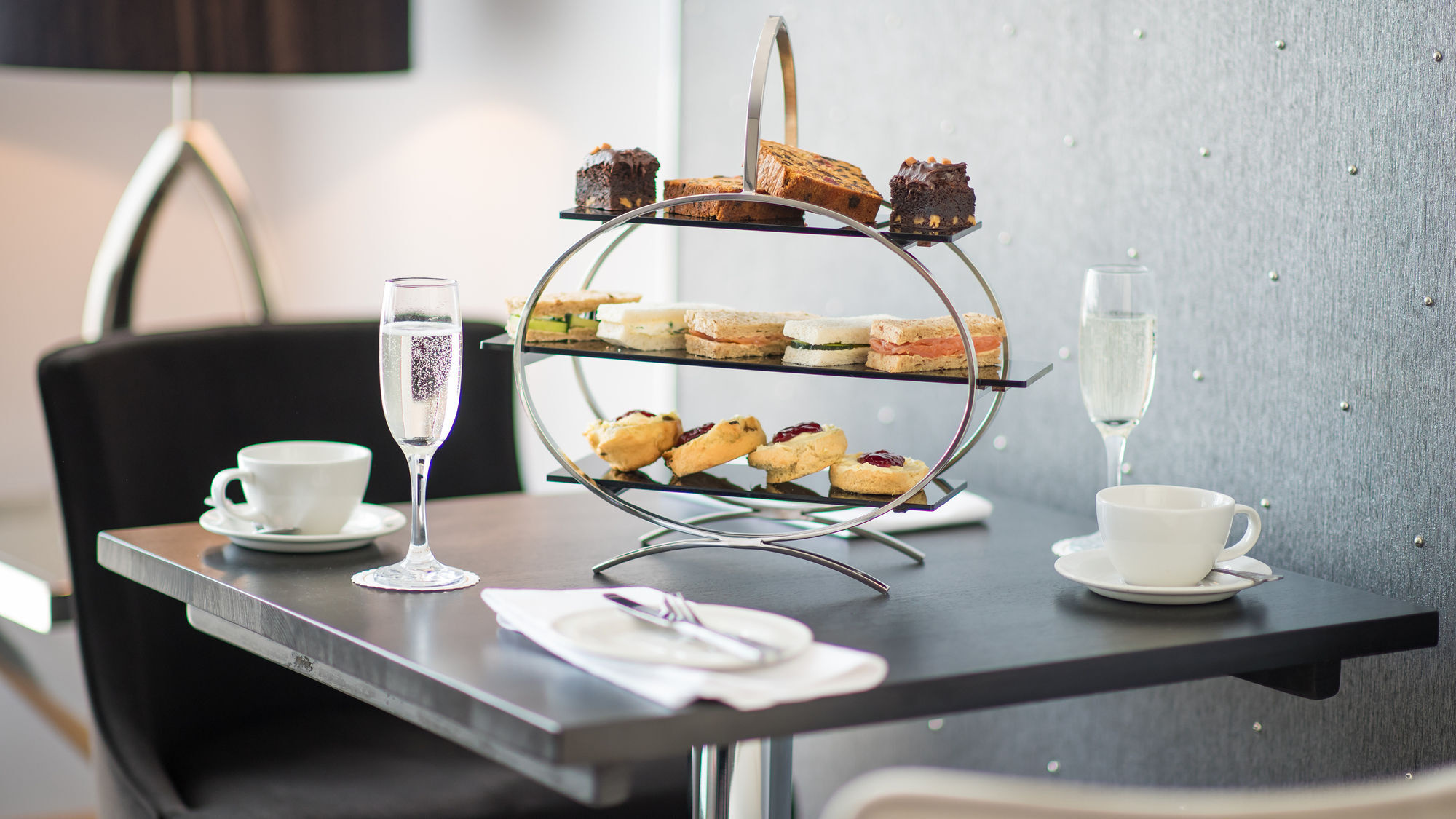 The Park Hotel Барнстъпъл Екстериор снимка